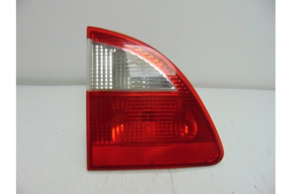 Piloto trasero izquierdo interior, Ford Galaxy (Vy) Ambiente 2003, 7M5945093B