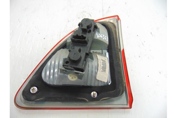 Piloto trasero izquierdo interior, Ford Galaxy (Vy) Ambiente 2003, 7M5945093B
