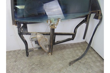 8 PIN ELEVALUNAS TRASERO IZQUIERDO AUDI A6 AVANT (4B5) 3.0 2002 8 PIN 197804 AUDI - 3