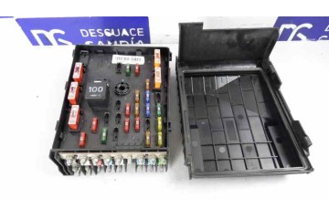 Caja reles / fusibles, Volkswagen Passat Variant (3C5) Highline 2006, 3C0937125