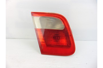 Piloto trasero izquierdo interior, Bmw Serie 3 Berlina (E46) 320d 2000, 8364923