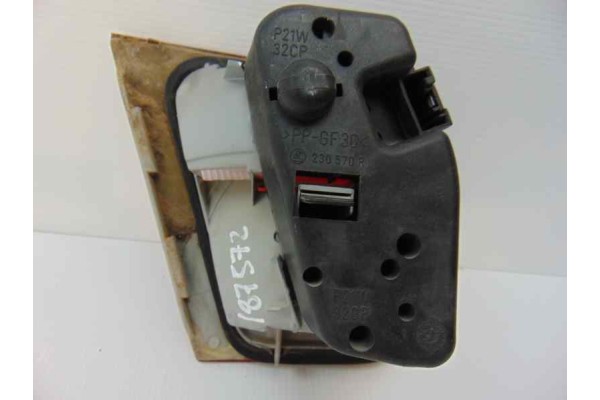 Piloto trasero derecho interior, Bmw Serie 3 Berlina (E46) 316i 2001, 8364924