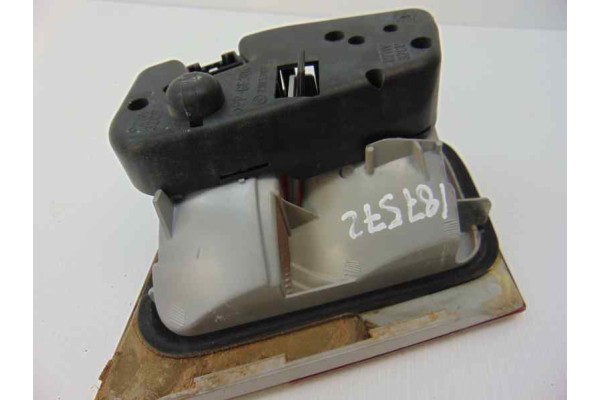 Piloto trasero derecho interior, Bmw Serie 3 Berlina (E46) 316i 2001, 8364924