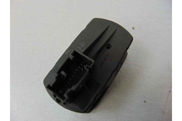 Mando elevalunas delantero izquierdo, Opel Corsa D Cosmo 2009, 13258521AA