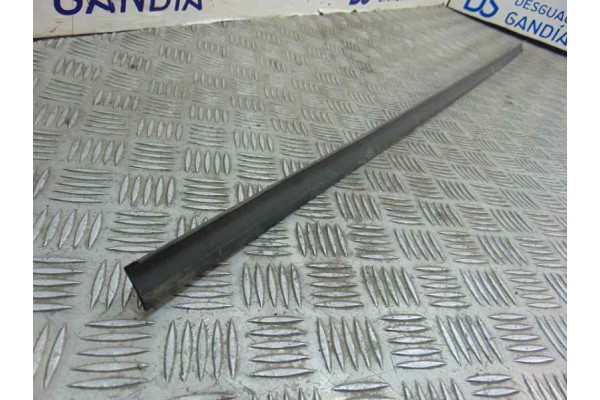 Moldura, Bmw Serie X3 (E83) 2.0d 2007, 3403002