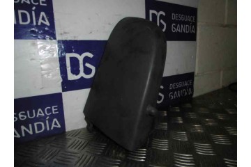 Molduras traseras, Nissan Primastar (X83) Combi, 9 plazas, batalla corta 2004