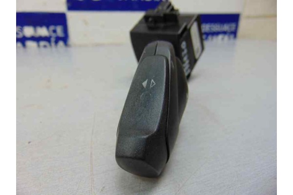 Mando luces, Ford Focus Berlina (CB8) Trend 2012, AV6T-13335-AB