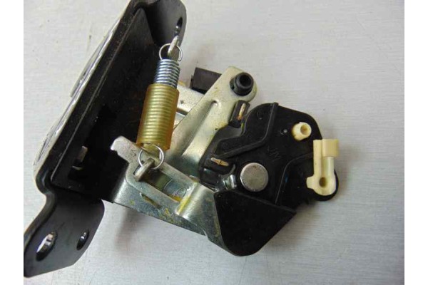 Cerradura maletero / porton, Hyundai Tucson (Jm) 2,0 CRDi VGT Comfort Full 4X4 2007