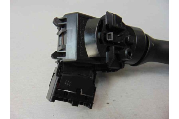 Mando limpia, Toyota Auris (E15) Sol 2008