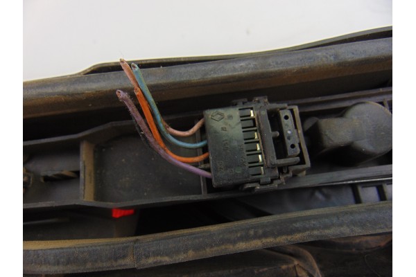 Piloto trasero izquierdo, Renault Kangoo I (F/KC0) Authentique 2001