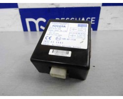 Centralita cierre, Toyota Corolla Verso (R1) 2,2 D-4D Sport 2007, 89741-0F010