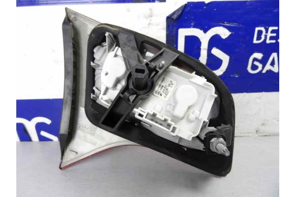Piloto trasero derecho interior, Audi A4 Avant (8E) 2.7 Tdi (Dpf) 2008, 8E9945094A