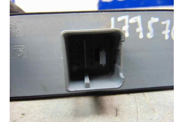 Mando elevalunas delantero izquierdo, Skoda Octavia Combi (1Z5) Elegance 2006
