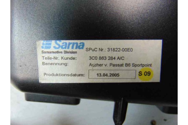 Cenicero, Volkswagen Passat Berlina (3C2) Advance, 3C0863284