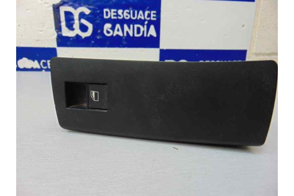 Mando elevalunas delantero derecho, 6944553