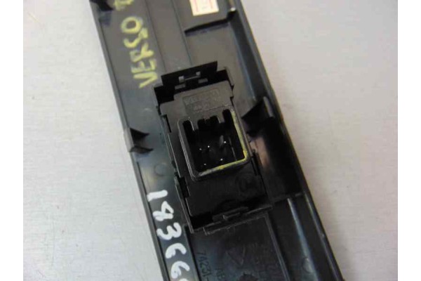 Mando elevalunas delantero derecho, Toyota Corolla Verso (R1) 2,2 D-4D Sport, 742310F030