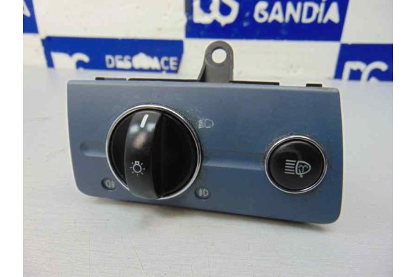 Mando luces, 2115450104