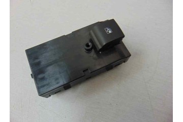 Mando elevalunas delantero derecho, Opel Astra K Berlina 5P Dynamic Start/Stop 2015, 13408448
