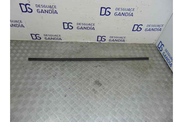 Moldura, Bmw Serie X3 (E83) 2.0d 2007, 3403001