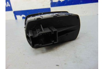 Mando elevalunas delantero izquierdo, Opel Corsa D Cosmo 2010, 13258521