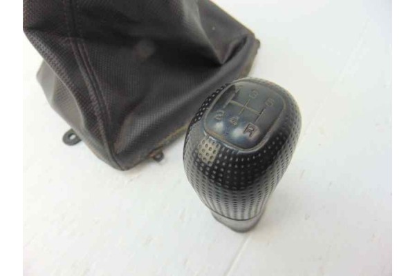 Pomo palanca cambio, Mitsubishi Montero (V60/V70) 3.2 DI-D Avance (5-ptas.) 2000