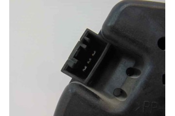 Piloto trasero izquierdo interior, Bmw Serie 3 Berlina (E46) 316i 2001, 8364923