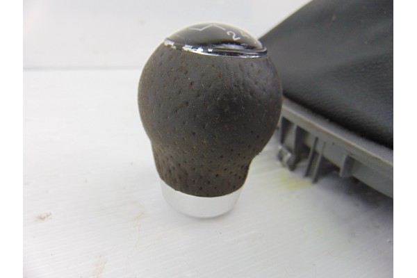 Pomo palanca cambio, Bmw Serie 1 Berlina (E81/E87) 118d 2007, 7129143