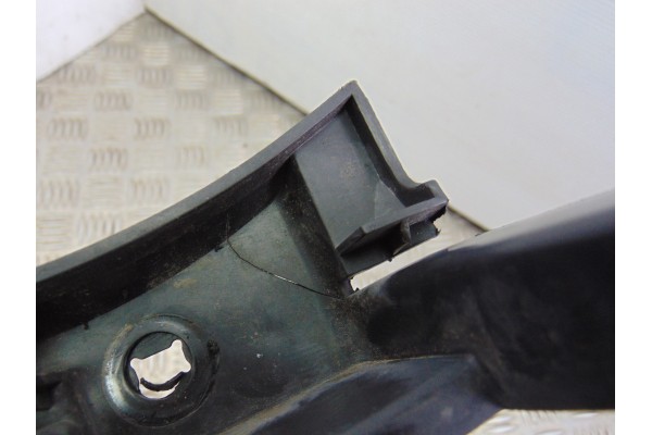 Molduras traseras, Citroen C4 Picasso Exclusive 2011, 9680464480
