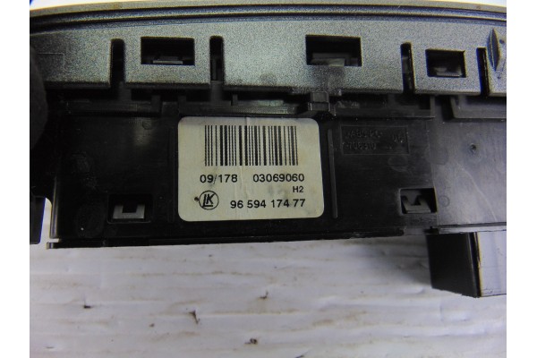 Warning, Peugeot 308 Premium 2009, 9659417477