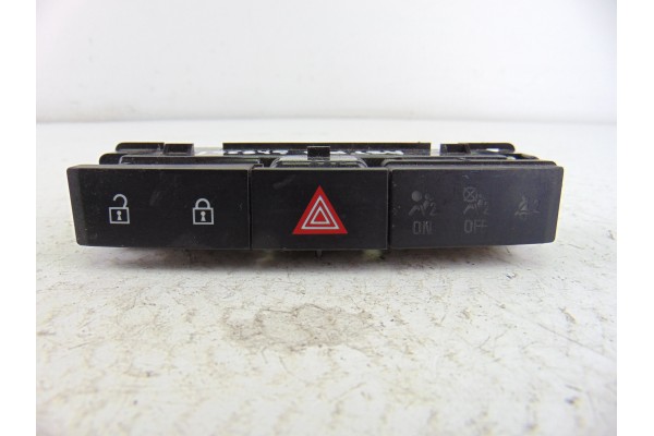 Warning, Opel Astra J Sports Tourer Sport 2010, 13285122