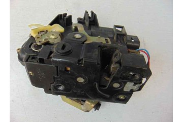Cerradura puerta trasera izquierda, Audi A6 Berlina (4B2) 2.5 Tdi 1999