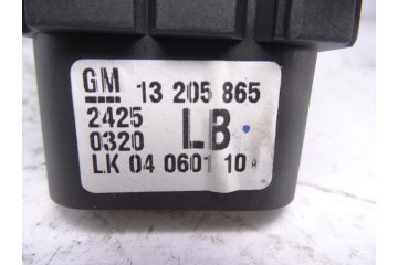 Mando luces, Opel Zafira B Cosmo 2005, 13205865