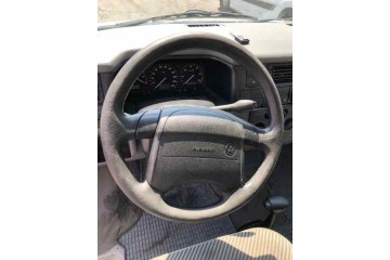 VOLKSWAGEN T4 TRANSPORTER BUS Caravelle