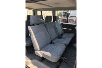 VOLKSWAGEN T4 TRANSPORTER BUS Caravelle