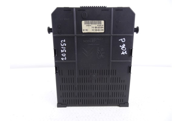 Caja reles / fusibles, Peugeot 307 Berlina (S2) X-Line 2006, 9660105980