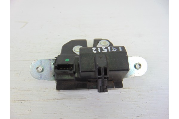 Cerradura maletero / porton, Opel Astra K Berlina 5P Dynamic Start/Stop 2016, 39021416
