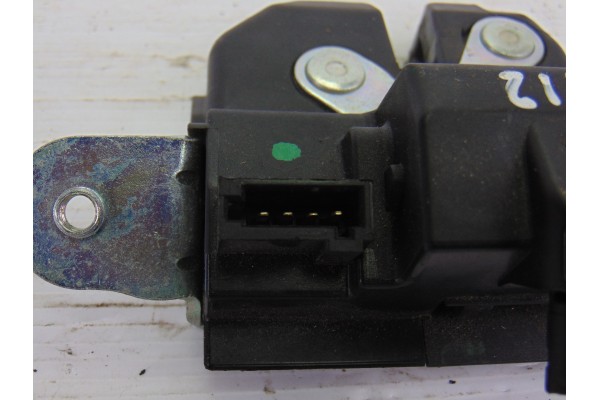 Cerradura maletero / porton, Opel Astra K Berlina 5P Dynamic Start/Stop 2016, 39021416