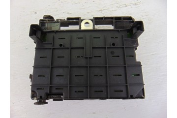 Caja reles / fusibles, Peugeot 206 X-Line 2004, 9650664180