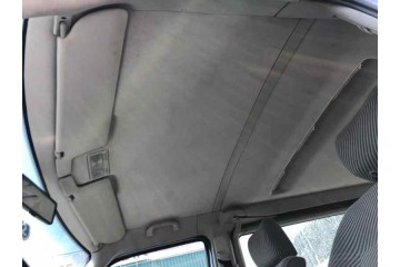 VOLKSWAGEN T4 TRANSPORTER BUS Caravelle