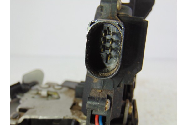 Cerradura puerta trasera derecha, Audi A6 Avant (4B5) 3.0 2002, 4B0839016G