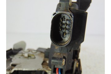Cerradura puerta trasera derecha, Audi A6 Avant (4B5) 3.0 2002, 4B0839016G