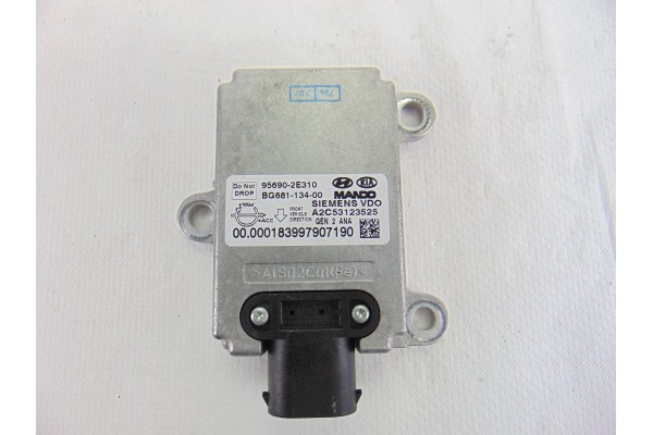 Módulo electrónico, Kia Carens (Un) Active 2009, 95690-2E310