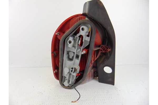 Piloto trasero derecho, Renault Modus I Pack Authentique 2005