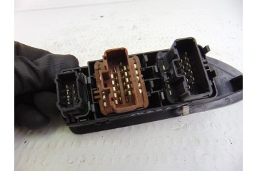 Mando elevalunas delantero izquierdo, Renault Vel Satis (BJ0) Initiale 2005, 8200397298B