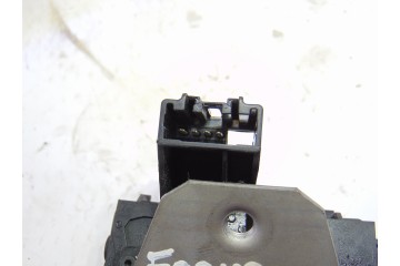 Cerradura maletero / porton, Ford Focus Berlina (CB8) Trend 2011