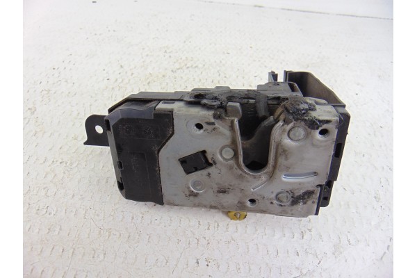 Cerradura puerta delantera izquierda, Opel Astra H Gtc Energy 2008, 13210748
