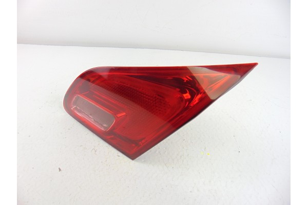 Piloto trasero derecho interior, Opel Astra J Berlina 5P Enjoy 2010