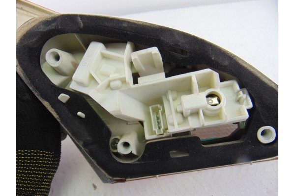 Piloto trasero derecho interior, Opel Astra J Berlina 5P Enjoy 2010