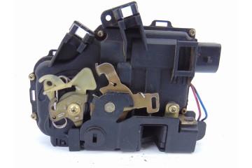 Cerradura puerta trasera izquierda, Audi A6 Berlina (4B2) 2.8 Quattro 2000, 4B0839015B