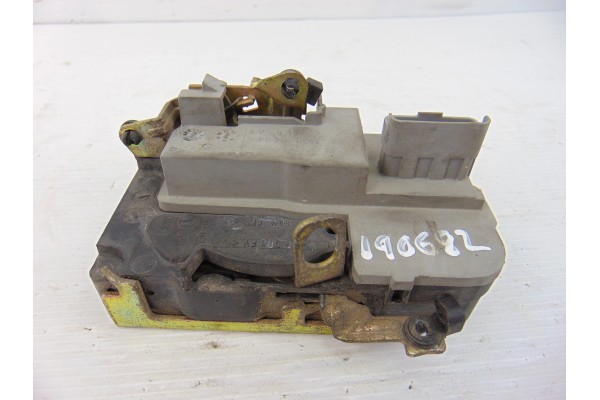 Cerradura puerta delantera izquierda, Peugeot 206 Xr 2001